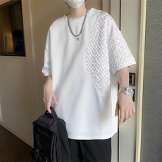 白色