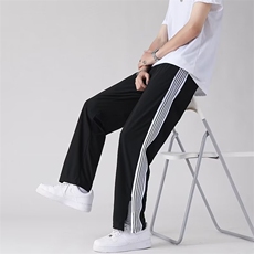 黑白色