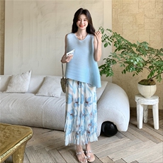 温柔系穿搭蓝色背心碎花流苏半身裙套装女夏新款小个子两件套爆款，女装连衣裙，2C327