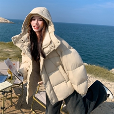 杏色韩系拼接连帽羽绒服2025冬季新款松弛慵懒风保暖白鸭绒面包服，女装羽绒服，2B188