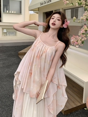 粉色温柔风雪纺印花吊带裙女夏季新款甜妹绝美仙气别致森系连衣裙，女装连衣裙，蝶眷