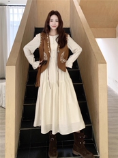 民族风马甲套装裙女秋气质连衣裙两件套，女装套装/套裙，昱喆服饰