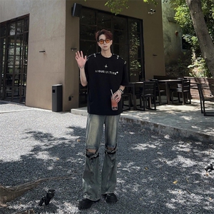 夏季新款小众设计感痞帅潮牌五分袖上衣T130-P40图片