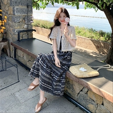 时尚套装女装上衣短款夏季吊带法式显瘦气质开衫蕾丝小香风小个子，女装连衣裙，2C307