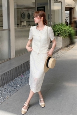 高级贵气感穿搭文艺风白色蕾丝上衣套装女夏超火好看半身裙两件套，女装套装/套裙，2C212