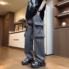 灰色