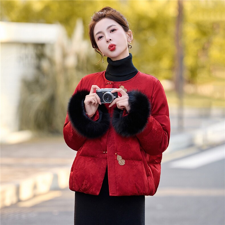 依如秀2026年冬季狐狸毛羽绒服,女装羽绒服,依如秀(原杭风阁)