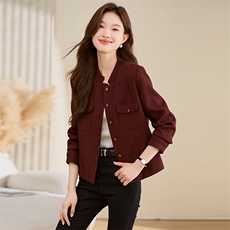 小香风短款外套女2025春秋新款气质小个子显瘦百搭超好看上衣，女装短外套，恋慕依尚