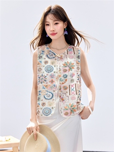 夏季新款现货!2026新中式小清新刺绣马甲+珍珠吊带连衣裙套装女图片