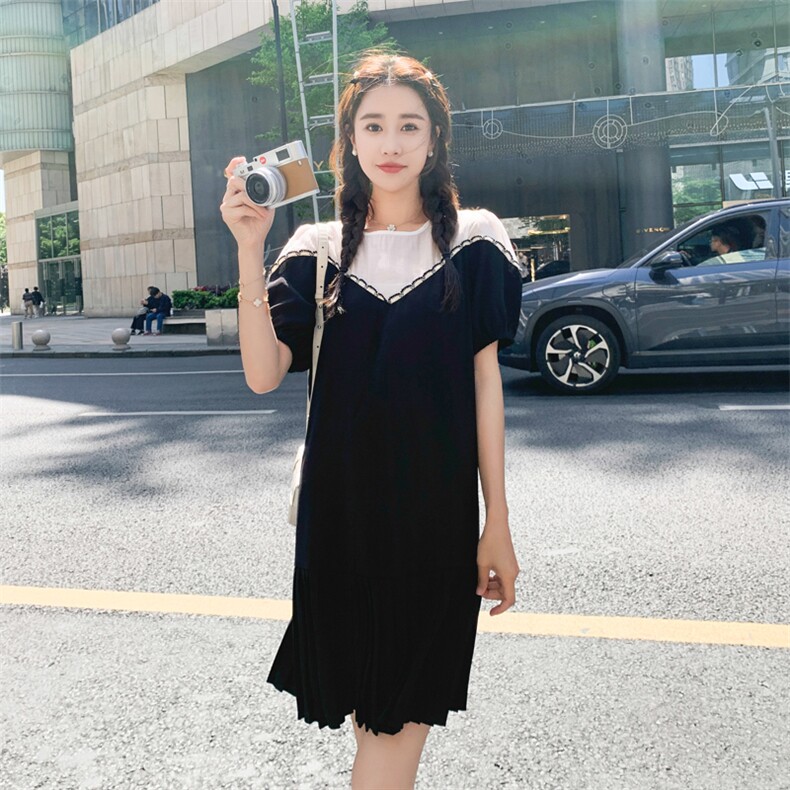设计感拼接撞色百褶连衣裙女夏2025新款法式气质宽松泡泡袖直筒裙,女装连衣裙,帛香坊