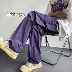 深紫色