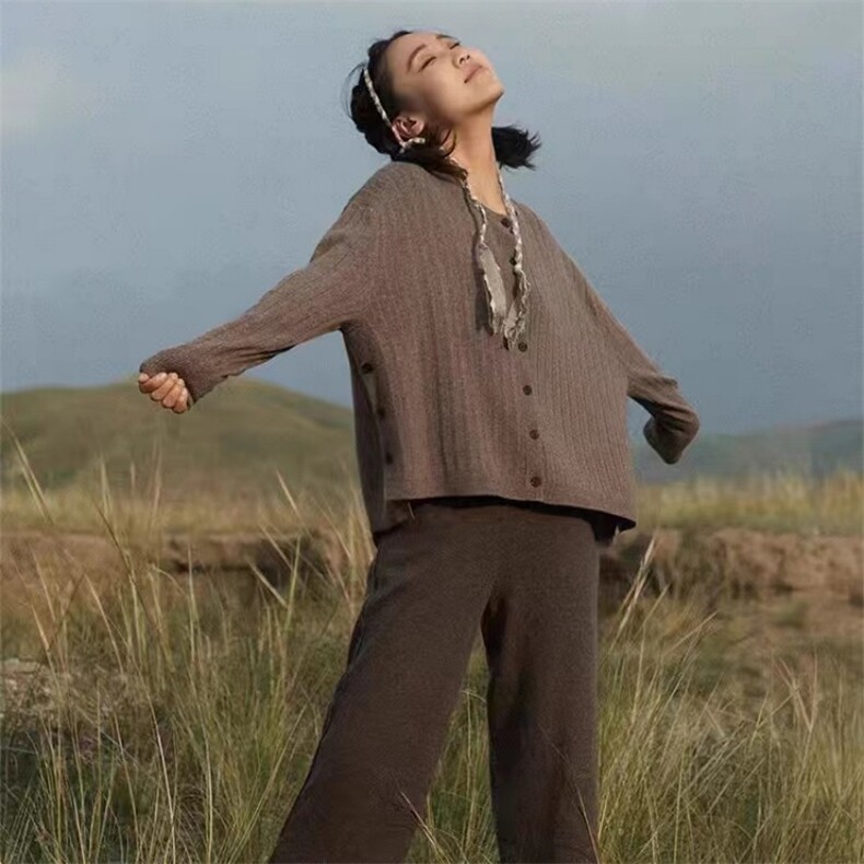 时尚宽松大码女装羊毛衫舒适百搭坑条侧扣开衫外套,女装羊毛衫,泰沅羊绒