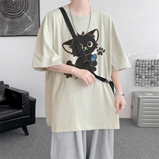 淡绿色