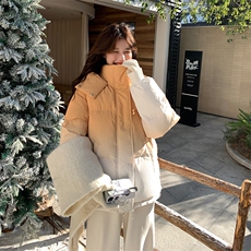 设计感黄色渐变色短款羽绒服女2025年冬季韩系少女感白鸭绒面包服，女装羽绒服，2C176