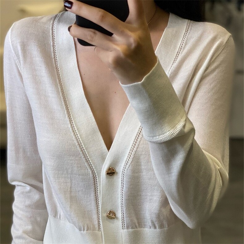 2025年秋季常规开衫V领单排扣时尚百搭，女装针织衫/毛衣，途瑞羊绒