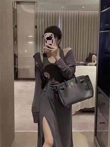 【现货】秋季新款卫衣修身两件套，女装卫衣/绒衫，名依人