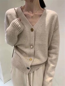 新娘蜜熊绒毛衣出货图片