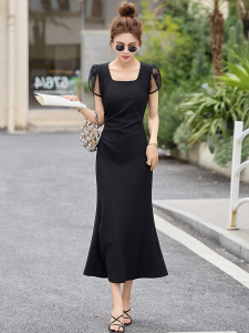 现货高级感夏季时尚蕾丝连衣裙气质显瘦简约大方减龄连衣裙女图片