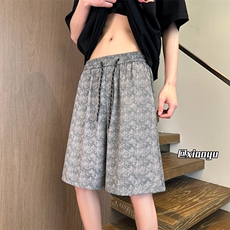 灰色