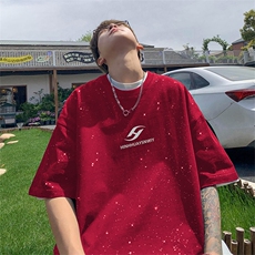 酒红色