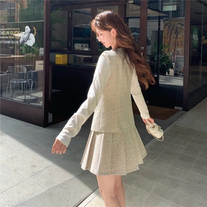碎花西装马甲百褶短裙套装女2025春秋季新款学院风减龄显瘦两件套图片