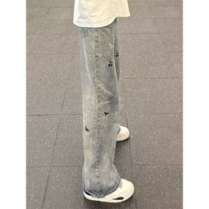 潮牌趣味小狗刺绣水洗牛仔裤男女夏季高街阔腿裤痞帅直筒长裤,淡绿工装裤搭配什么上衣图片