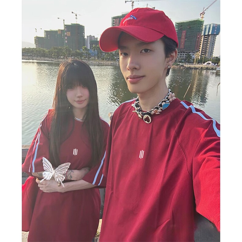 抖音得物高品质二开240克宽松纯棉美式潮牌三条杠织带短袖T恤,男装T恤,电商A486-1