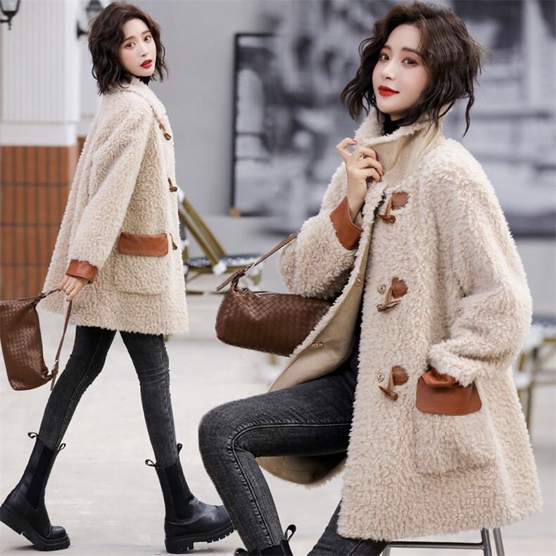 2020冬季新款简约潮流时尚舒适翻领拼接仿羊羔毛外套，女装羊羔毛/颗粒绒，千千佰惠