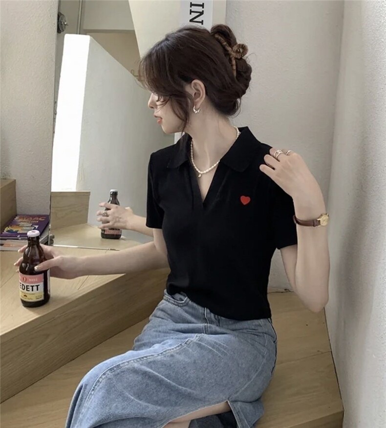 2025爱心针织t恤女2025夏款设计感polo领法式短袖,女装T恤,湘姗