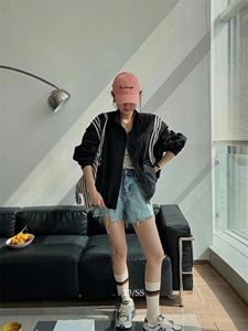 欧洲站袖3杠设计大版防晒外套图片