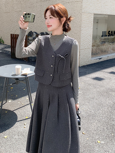 含绵羊毛小香风亮片钻扣套装女2025秋冬新款马甲无袖外套半身裙图片
