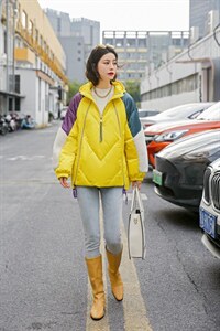时尚不挑人羽绒服，包容性很强图片