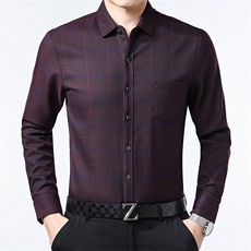 酒红色