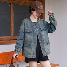 现货复古洗水多口袋牛仔外套女早秋2024新款设计感宽松显瘦上衣，女装牛仔外套，潮流依族