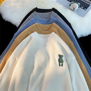 M859-P55小熊头刺绣套头圆领毛衣男女同款情侣装毛衫秋季新款潮图片