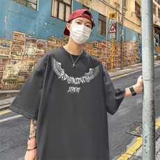 灰色