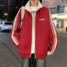 酒红色