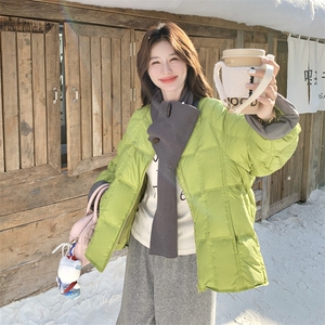 新款 主推豆腐块围巾50绒苹果绿羽绒服2669-P285-K408图片
