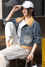 BAO牛仔外套女春秋短款25新款设计感休闲宽松立领夹克小个子上衣，女装牛仔外套，跑量工厂店