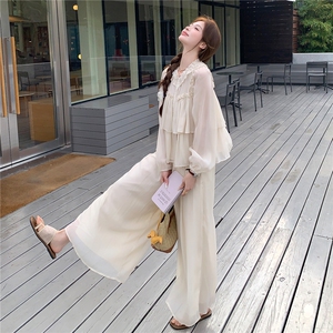 法式温柔风气质套装女2026夏季新款轻薄长袖防晒衬衫阔腿裤两件套图片