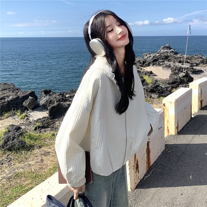 美式chic连帽白色短款棒球服外套女春秋超火好看小众高级夹克上衣,女装短外套,2B237