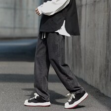 黑灰色