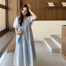 独特绝美高级感蓝色连衣裙女夏2025年新款超好看温柔气质收腰长裙，女装连衣裙，2C129