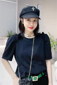 夏装彩色简约短袖图片