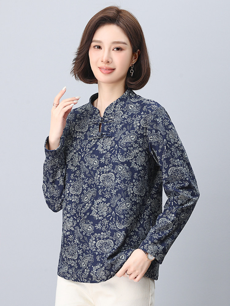 大量现货打底衫女2024新款中式复古长袖加绒盘扣T恤宽松妈妈印花，女装大码女装，奕阳依阁