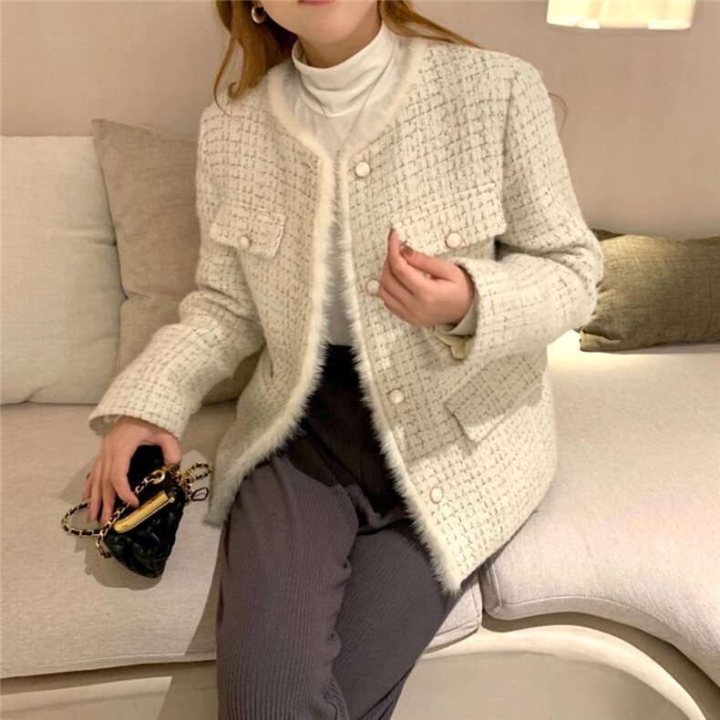 百搭时尚款小香风羽绒外套，女装，奥瑾