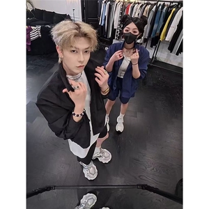 夏季新款男士时尚套装潮流简约小众设计衬衫上衣休闲短裤男女同款图片