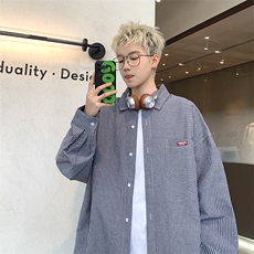 藏青色