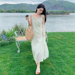 现货：25年夏装新款度假仙美两件套吊带套装裙2C135-5067P115K168图片