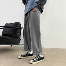 深灰色